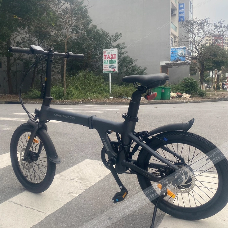 Xe Dap Dien Ado A20 Lite Thuybike (1)